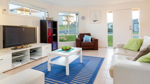 Rocks Beach House Victor Harbor - Accommodation NT 3
