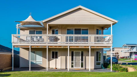 Rocks Beach House Victor Harbor - Accommodation NT 9