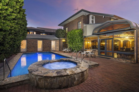 Adelaide Inn - Accommodation NT 40