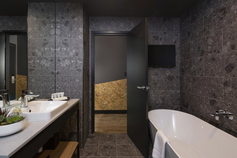 Marion Hotel - Accommodation NT 35