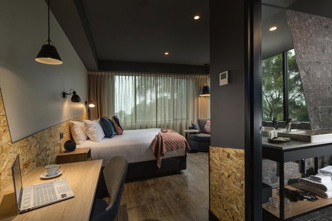 Marion Hotel - Accommodation NT 42
