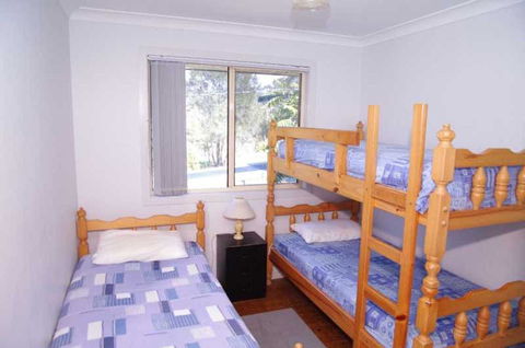Bellhaven 1, 17 Willow Street - Accommodation NT 4