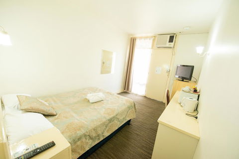 Jacksons Motor Inn - Accommodation NT 34