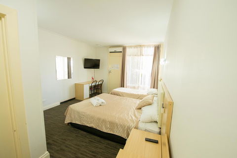 Jacksons Motor Inn - Accommodation NT 17