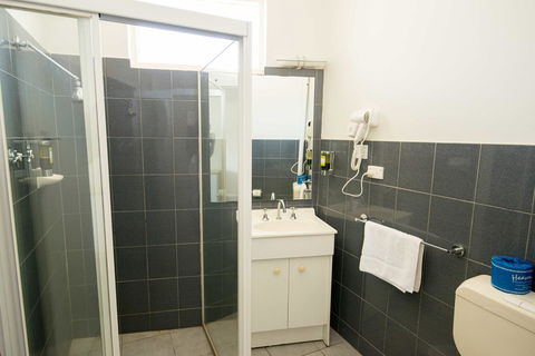 Jacksons Motor Inn - Accommodation NT 13