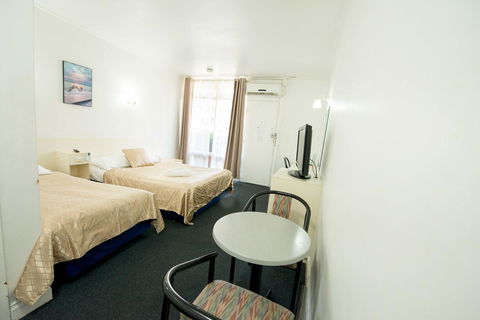Jacksons Motor Inn - Accommodation NT 15