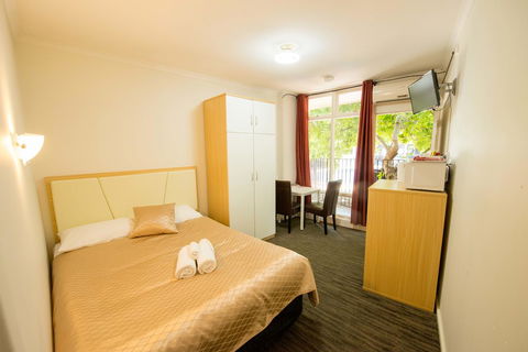 Jacksons Motor Inn - Accommodation NT 8