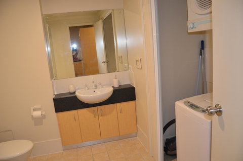 Adelaide City Apartment - 3br, 2bath & Carpark - Accommodation NT 17