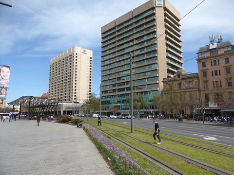 Adelaide City Apartment - 3br, 2bath & Carpark - Accommodation NT 43