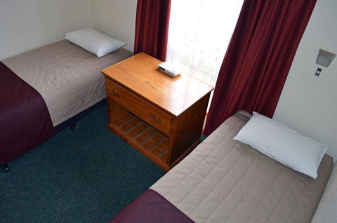 Arkana Motor Inn & Terrace Apartments - NT Tourism 27