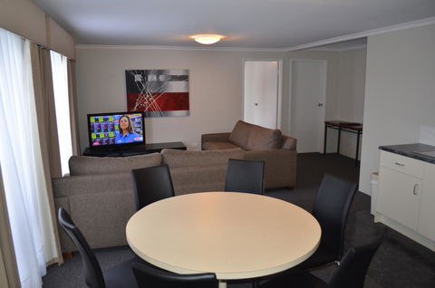 Arkana Motor Inn & Terrace Apartments - NT Tourism 8