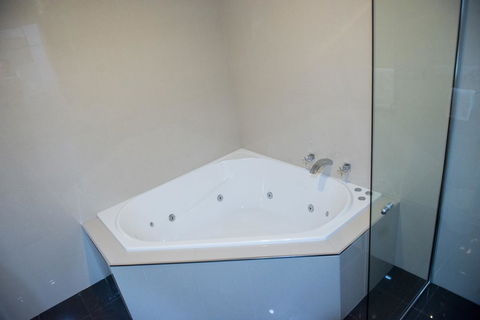 Arkana Motor Inn & Terrace Apartments - NT Tourism 17