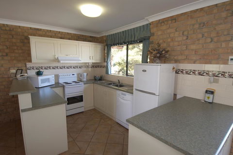 Acacia Apartments - Accommodation NT 6