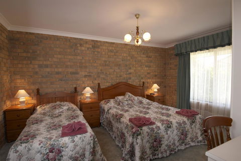 Acacia Apartments - Accommodation NT 13