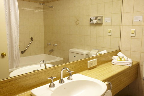 Comfort Hotel Adelaide Meridien - Accommodation NT 12