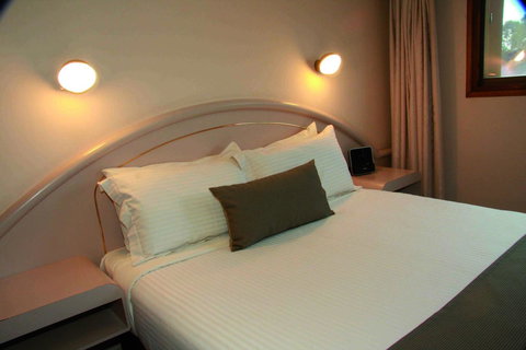 Comfort Hotel Adelaide Meridien - Accommodation NT 4