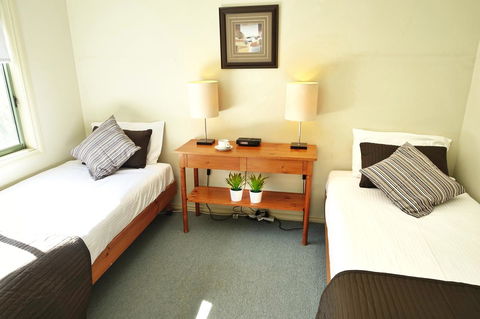 SkyView Villa - Accommodation NT 20