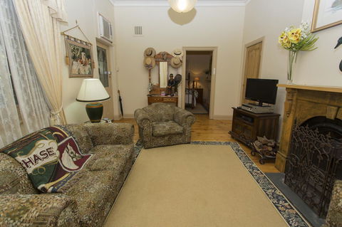 Tanunda Cottages - Accommodation NT 10