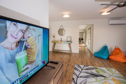 32 West B&B - Accommodation NT 13