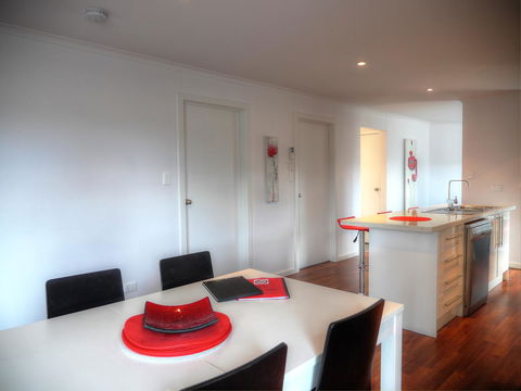 Home On Torrens - Accommodation NT 21