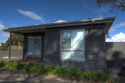 Home On Torrens - Accommodation NT 25