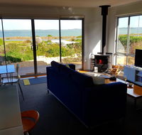 Coorong Waterfront Retreat - NT Tourism