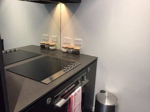Tasha\'s Apartments On Warwick - Accommodation NT 14