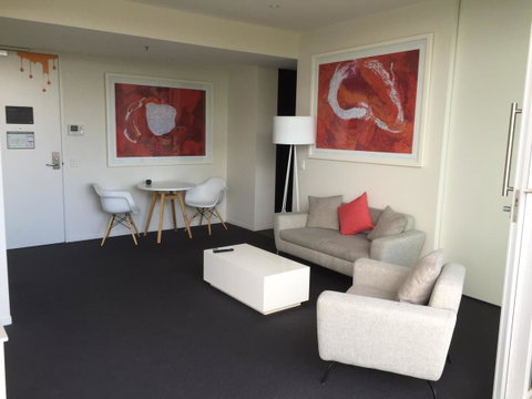 Tasha\'s Apartments On Warwick - Accommodation NT 40