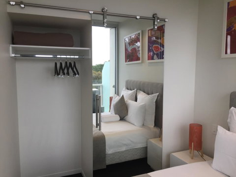 Tasha\'s Apartments On Warwick - Accommodation NT 24