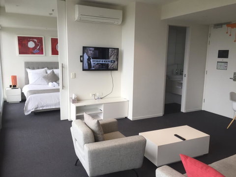 Tasha\'s Apartments On Warwick - Accommodation NT 5