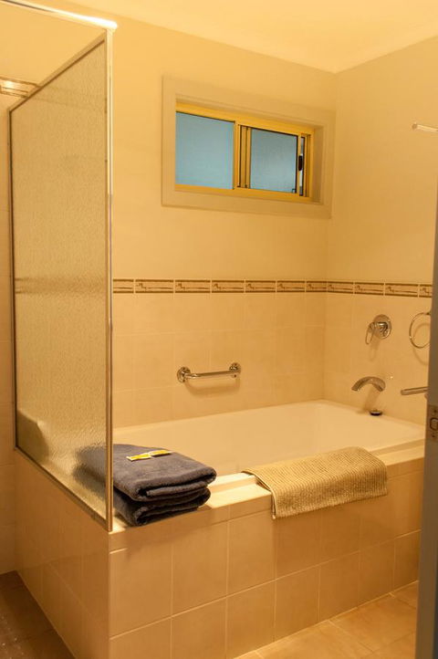 Admirals Inn - Accommodation NT 20