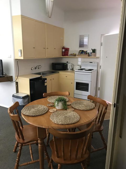 OCEAN BREEZE MOTEL - Accommodation NT 13