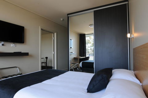 Mansfield Park Hotel - NT Tourism 15