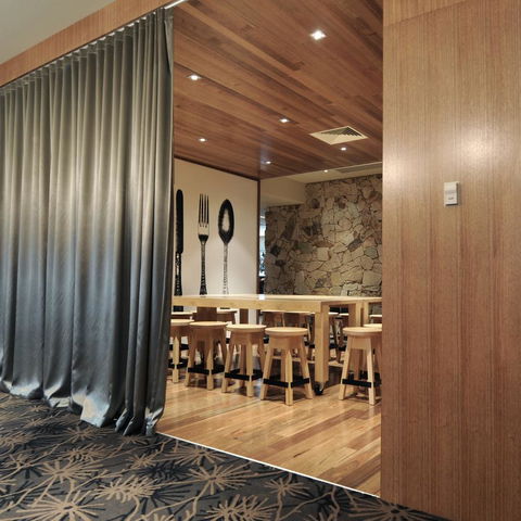 Mansfield Park Hotel - NT Tourism 4