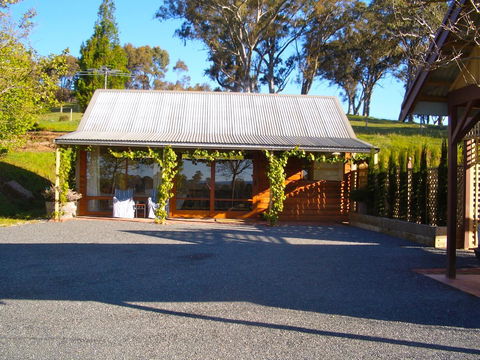 STUDIO ECHUNGA Adelaide Hills - NT Tourism 16
