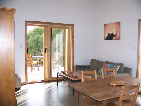 Mallee Bark Retreat - Accommodation NT 5