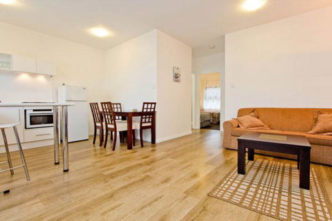 Atlantic West Beach Apartments - Accommodation NT 16