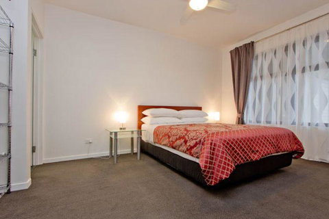 Atlantic West Beach Apartments - Accommodation NT 19