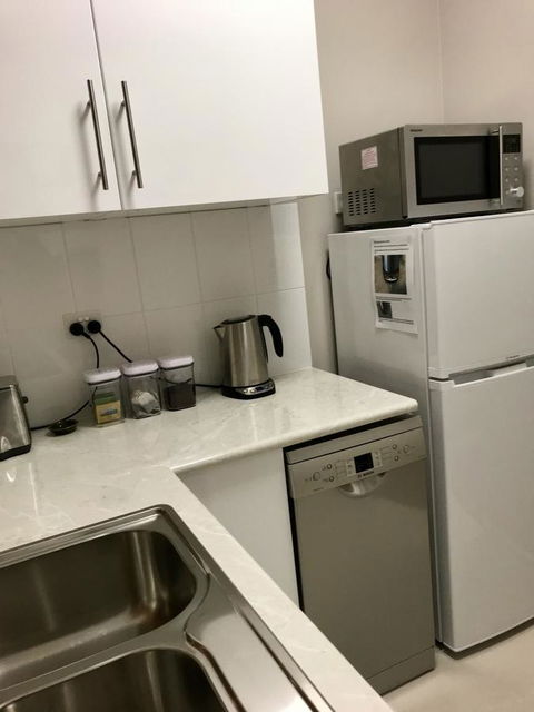 Rezare House Bed & Breakfast - NT Tourism 34