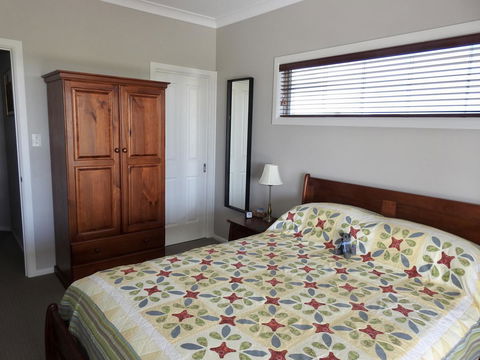 Rezare House Bed & Breakfast - NT Tourism 12