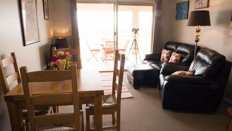 Rezare House Bed & Breakfast - NT Tourism 26