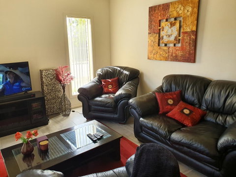 Explore Adelaide, Gawler, The Barossa And Clare Valleys All-in-one - Accommodation NT 0
