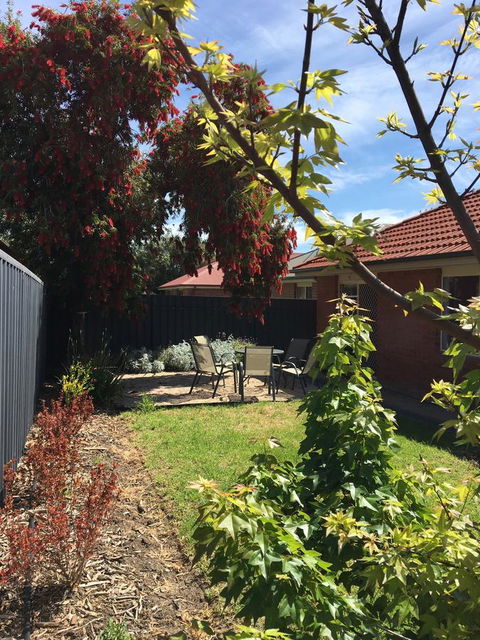 Windsor Gardens Home - NT Tourism 12