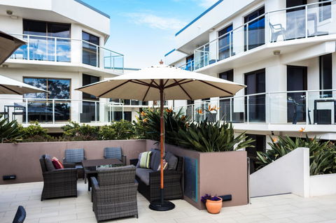 Bayview Beachfront Apartments, In Town Right On The Beach - Accommodation NT 26