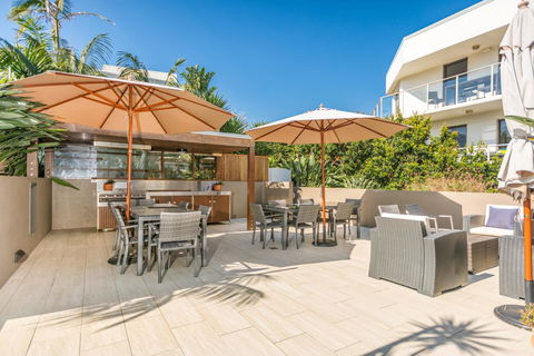 Bayview Beachfront Apartments, In Town Right On The Beach - Accommodation NT 9