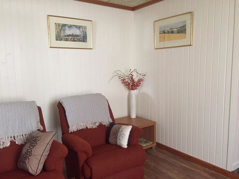 Kingscote Central - Accommodation NT 0