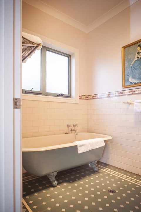Angaston Saleyards Luxury Accommodation - NT Tourism 13