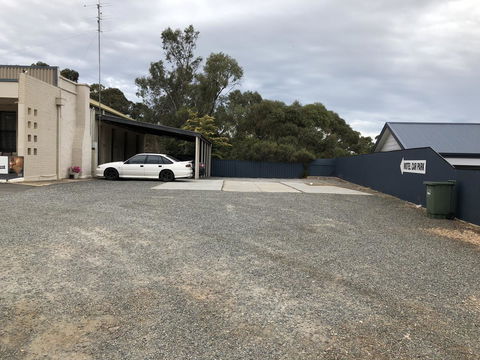 Truro Weighbridge Motel - NT Tourism 4