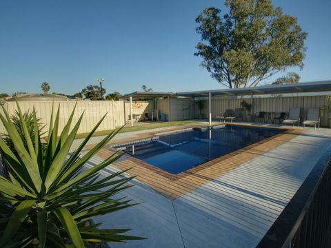 DBJ Holiday Units - NT Tourism 2