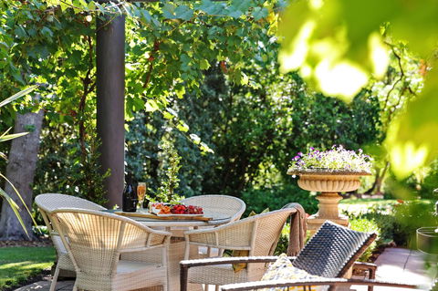 Adelaide Hills Retreats - NT Tourism 10